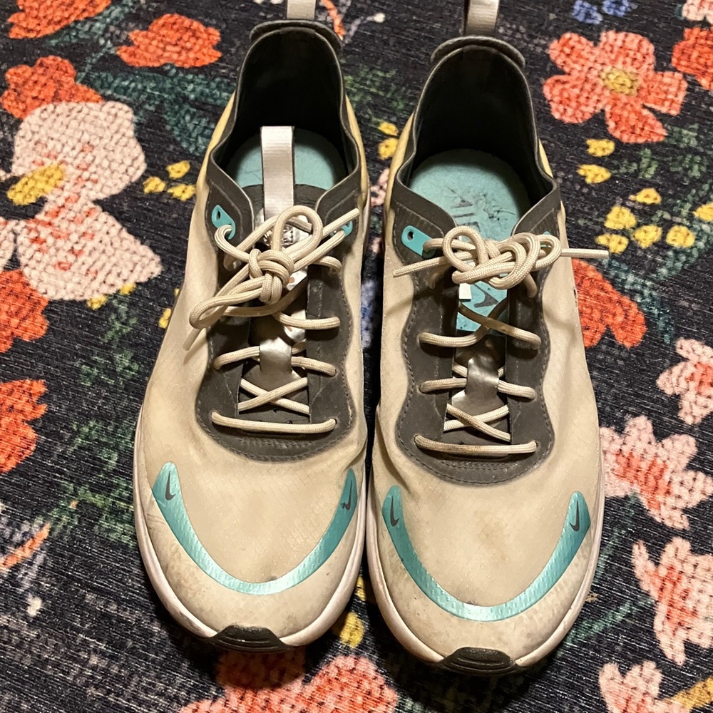 Nike Women's Air Max Dia